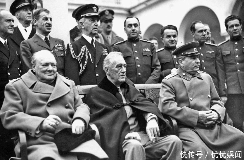 攻占|日本都投降了,为何斯大林还要出兵攻占千岛群岛?这是深谋远虑