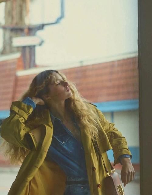 风衣+衬衫，春季职场穿搭范本！