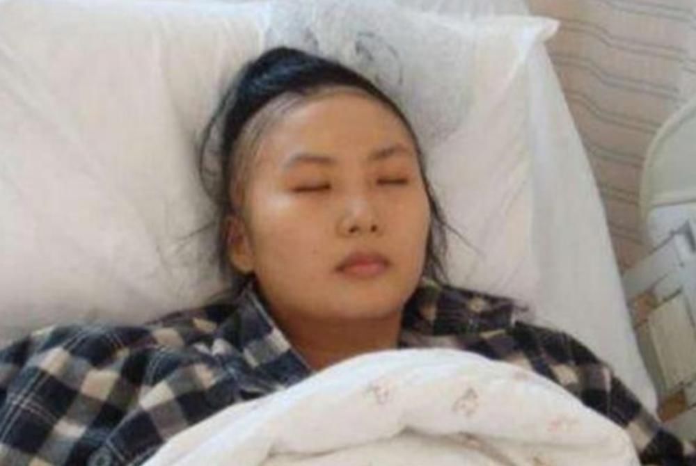 被列入“黑名单”的洗发水,00后女生还在用难怪头发“大把掉”