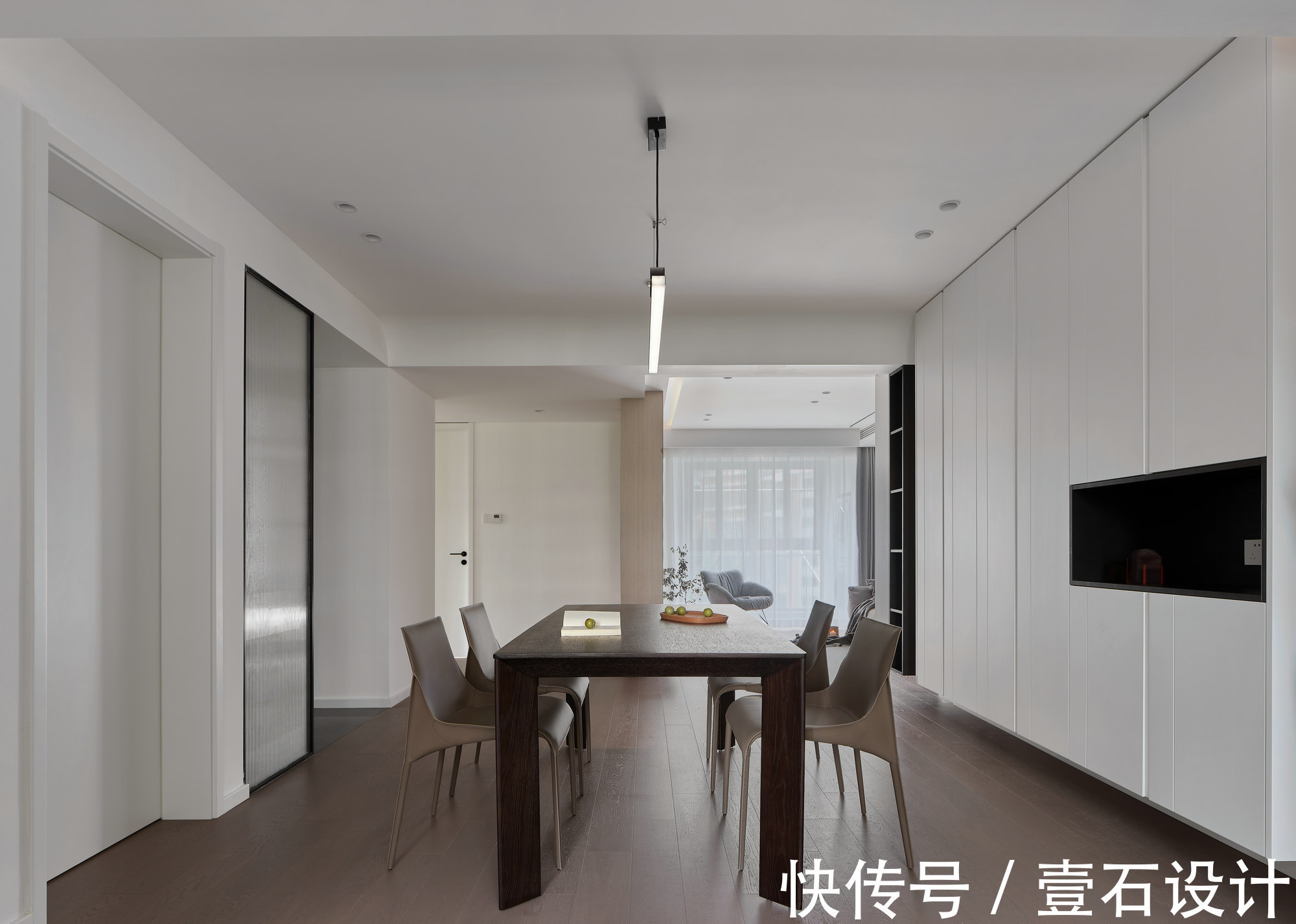 背景墙|129㎡现代简约风,空间互换优化采光