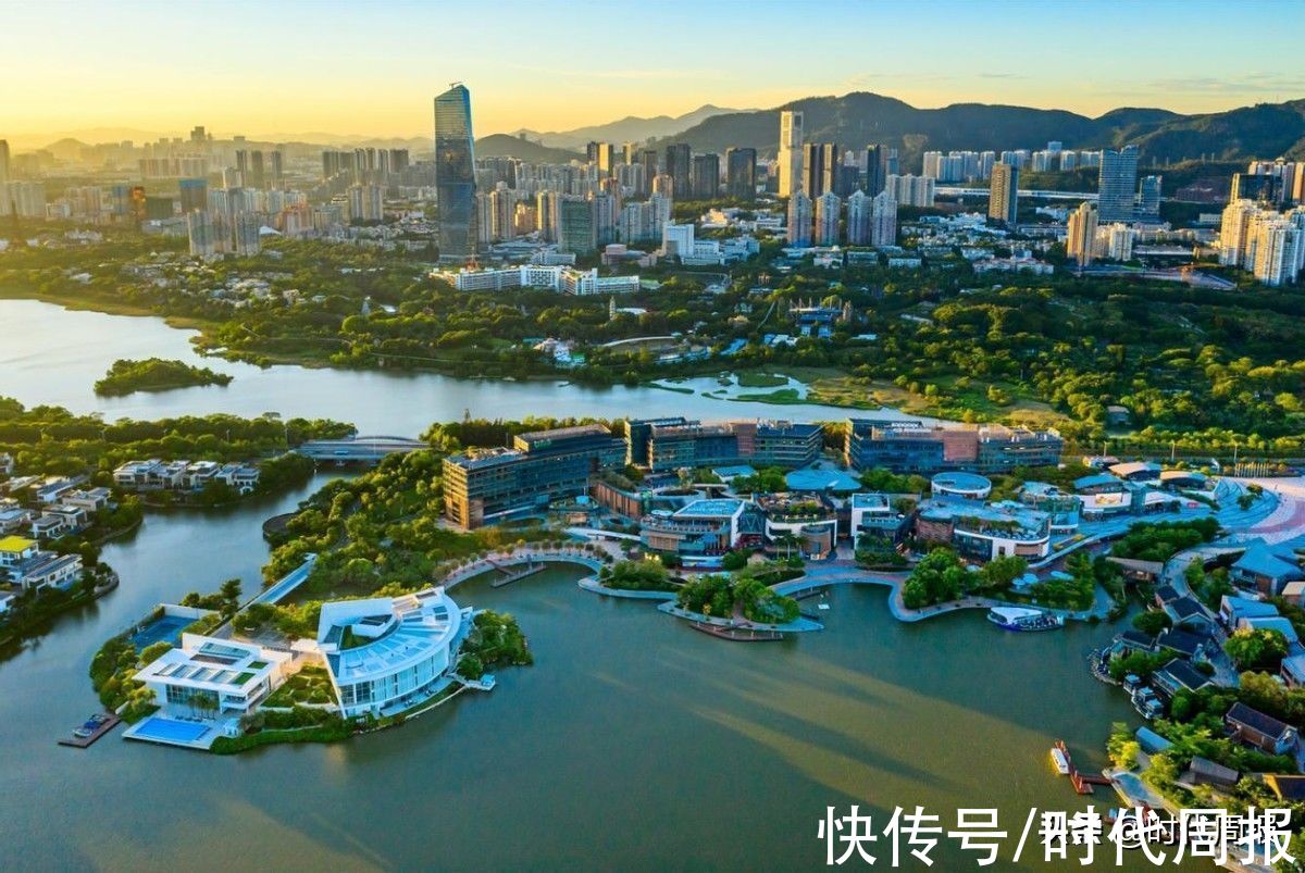 吴伯凡|“文旅航母”华侨城集团:谁说大象不能跳舞?