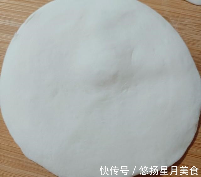 肉馅|大肉包子,暄软鲜香,一口气吃了三个!