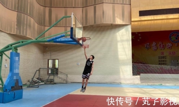 助长器|12岁男童一年长高16公分，医生：这一物是身高“助长器”，可多吃