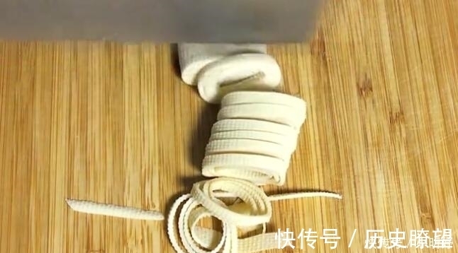 营养|一道素鲜三丝，鲜嫩爽口，补钙清淡又有营养，特别解腻好吃