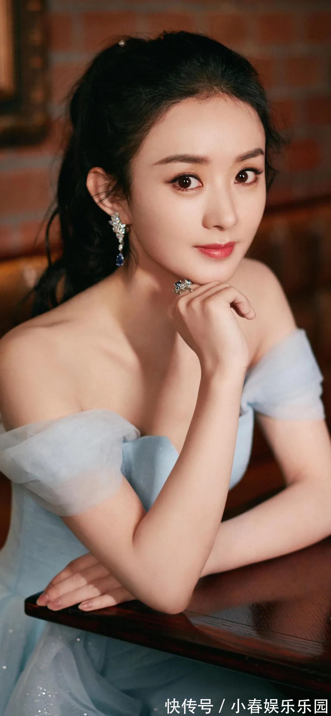 小姐姐壁纸丨一声梧叶一声秋,一点芭蕉一点愁,三更归梦三后