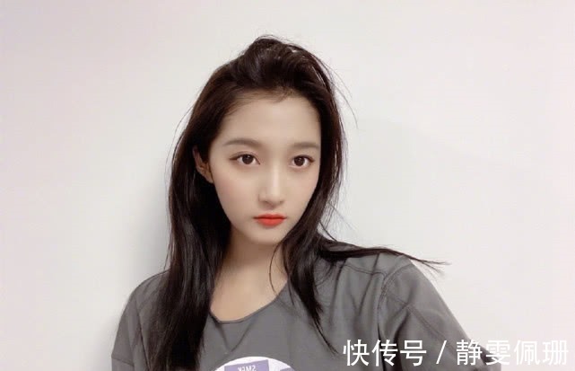 關曉彤參加《奔跑吧》，以另類方式撒糖，太甜了