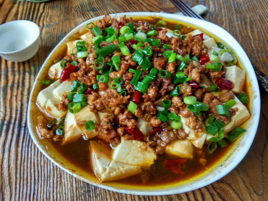 推荐几款好吃的家常菜，鲜香四溢，刚端上桌就被吃光光