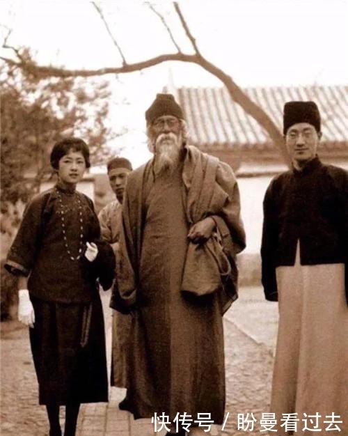 身躯|徐志摩丧生现场:头上一个洞,半边身躯全损毁,冰心悼词暗有所指