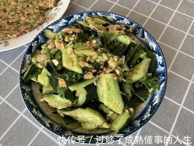 诀窍|酒店里拍黄瓜为什么那么香,原来大厨的诀窍在这里,脆爽又入味