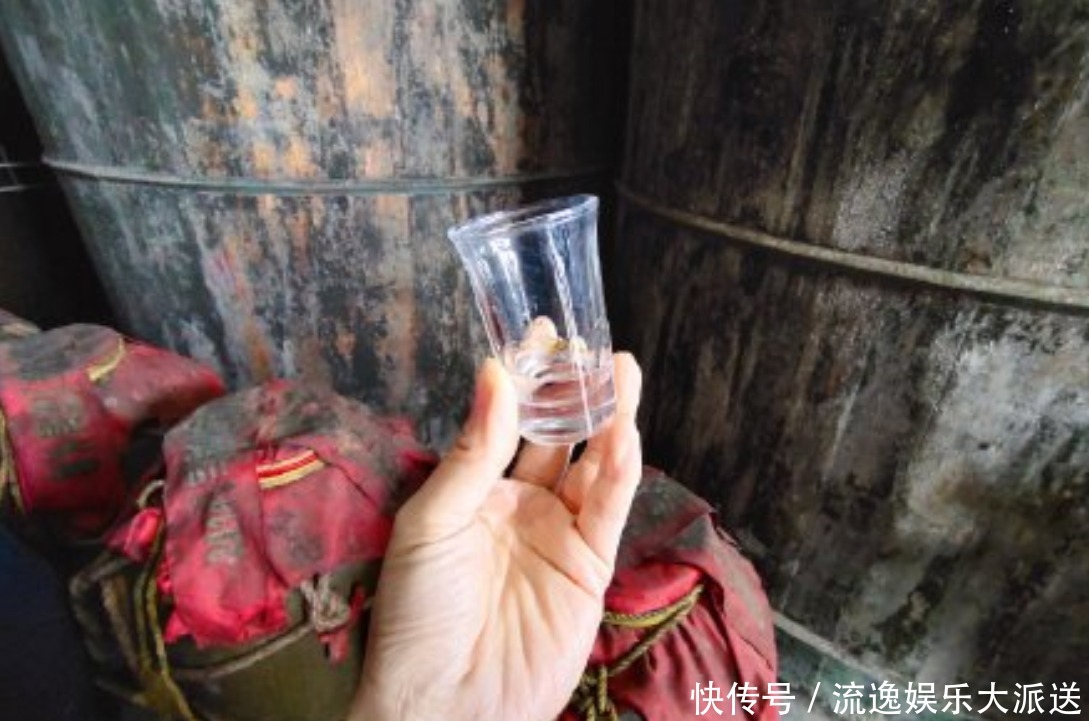 大爷|50°以上是粮食酒,以下是勾兑酒听农村大爷咋说,了解胜喝100杯