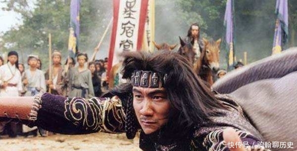 他是天龙四绝实力最弱的高手,被扫地僧一掌打趴,儿子与萧峰齐名