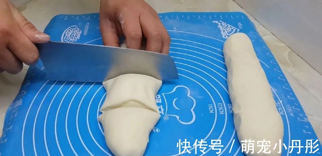 面粉|面粉这做法太香了,开水一烫,焦脆又空心,比油饼鸡蛋饼好吃几十倍