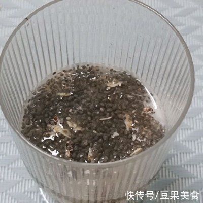 奇亚籽|#一周减脂不重样#奇亚籽麦片隔夜杯，好吃不胖