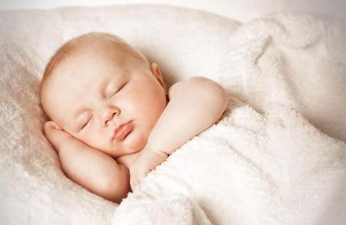 小宝宝|20天宝宝“拍照”后发烧，医生下病危通知书：为留念差点害了孩子