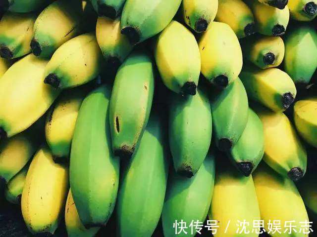 香蕉|香蕉早上吃好，还是晚上吃好教你吃香蕉的正确时间，很多人吃错