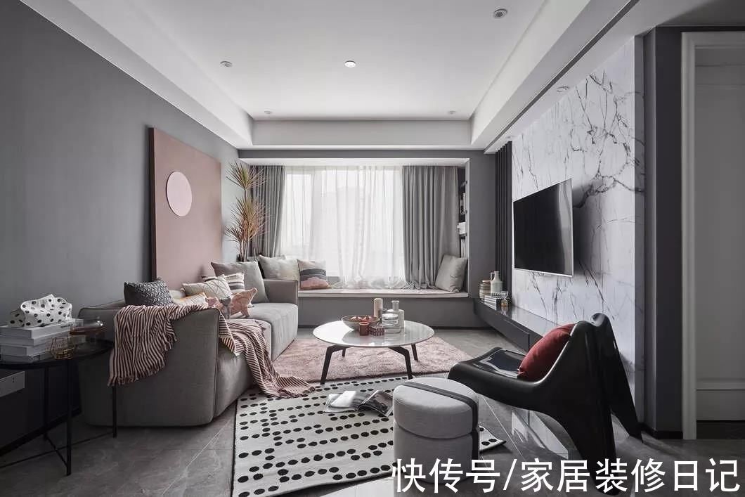 装饰画|高级灰+烟粉色的轻熟风，自带滤镜的优雅，高低吊顶的无主灯学下