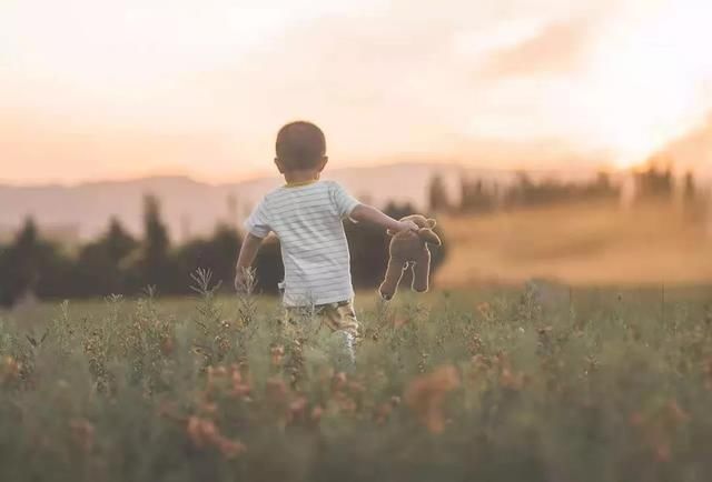 规矩|最好的家庭教育,是教会孩子这3件事:守规矩,懂自律,钝感力
