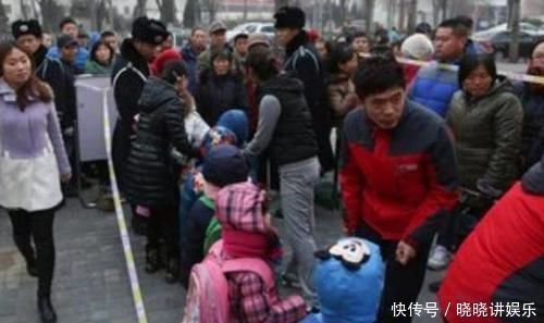 人贩子|大学教授怒批接送孩子现象:会毁掉孩子!家长:您没孩子吧?