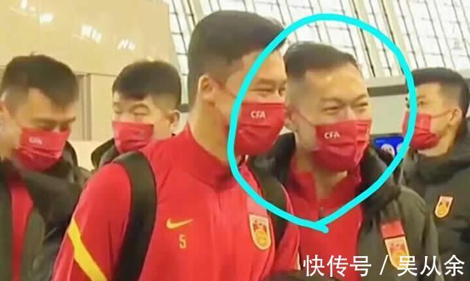 徐阳|国足队长躺枪?中国女足用身躯挡炮膛,黄健翔:躲球的都是胆小鬼