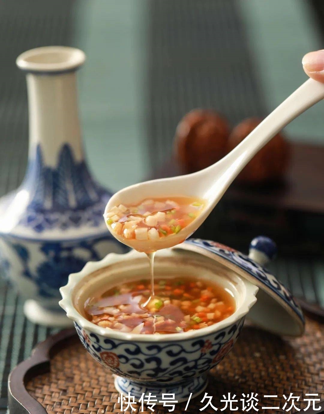 皇帝|专研故宫美食40年,80余篇御膳档案,她用一本书揭秘宫廷生活!