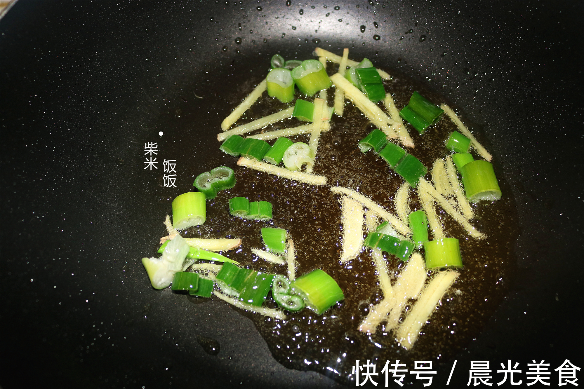 小白菜|入秋后，我家常吃这炖菜，豆腐粉条一锅出，鲜香入味真好吃