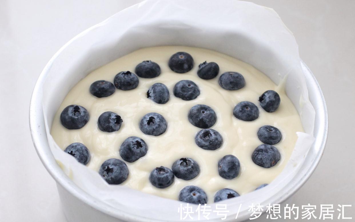 适合烘焙小白操作的蛋糕，无需打发搅一搅即可，细腻美味巨好吃！