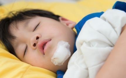 脾胃|夏天孩子总是咳嗽?3种水果绕路走,医生:家长别犯傻,少给娃吃