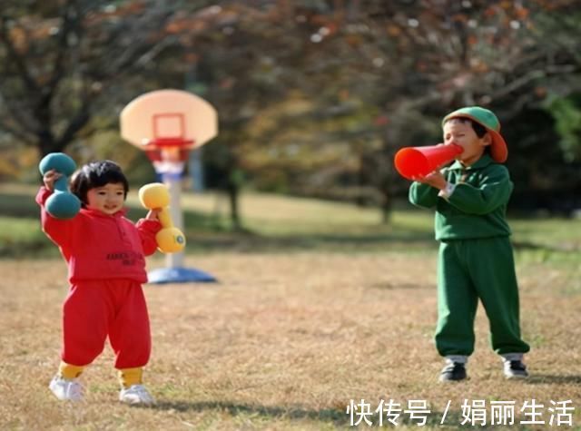 双胞胎|双胞胎5年积食不超过5次,一问才知道,全靠奶奶这个妙招