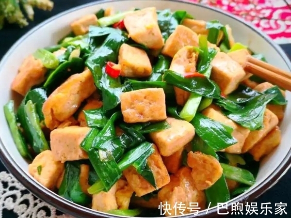 护肤明目又润肺的菜，简单易做，鲜香好吃还不贵，家人超爱吃！