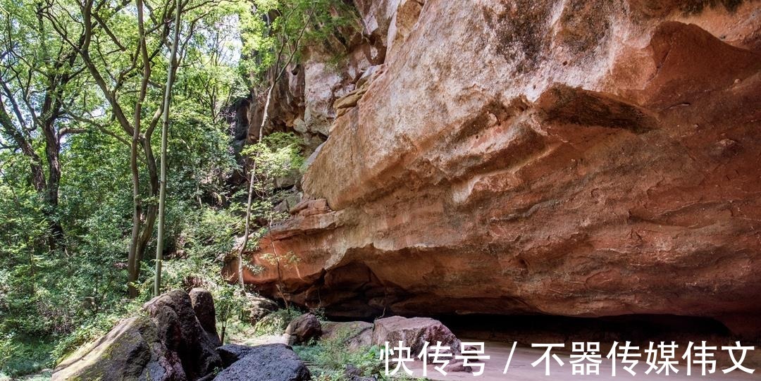 通天岩景区|“江南第一石窟”位于江西赣州，游客暂时不多，你去过吗？