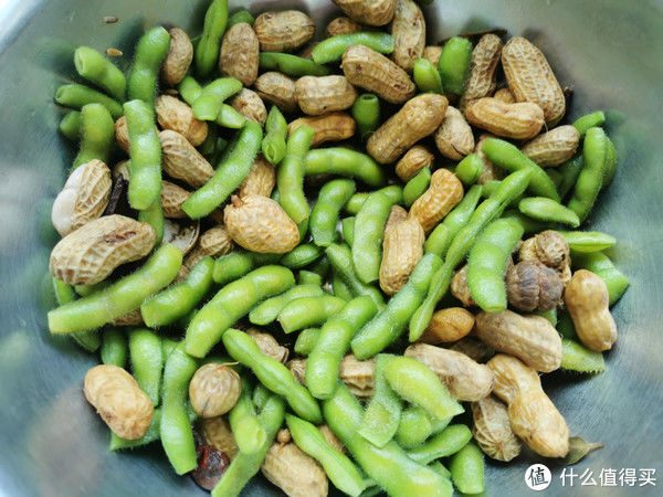 花生毛豆|花生毛豆怎么煮不变色？教你3个小窍门，入味快，颜色碧绿不发黄