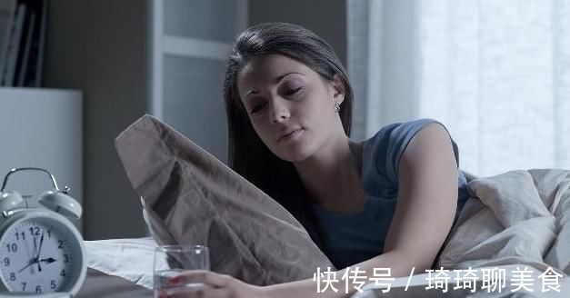 睡眠质量|总是失眠是怎么回事?睡前牢记4件事,助你改善睡眠质量!