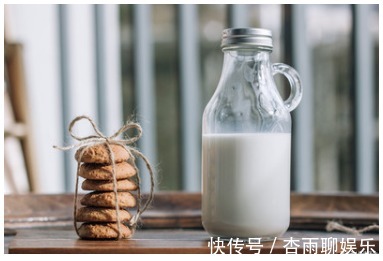 食物|3种食物家长可以常给孩子吃,既能保护视力,还能帮助孩子发育