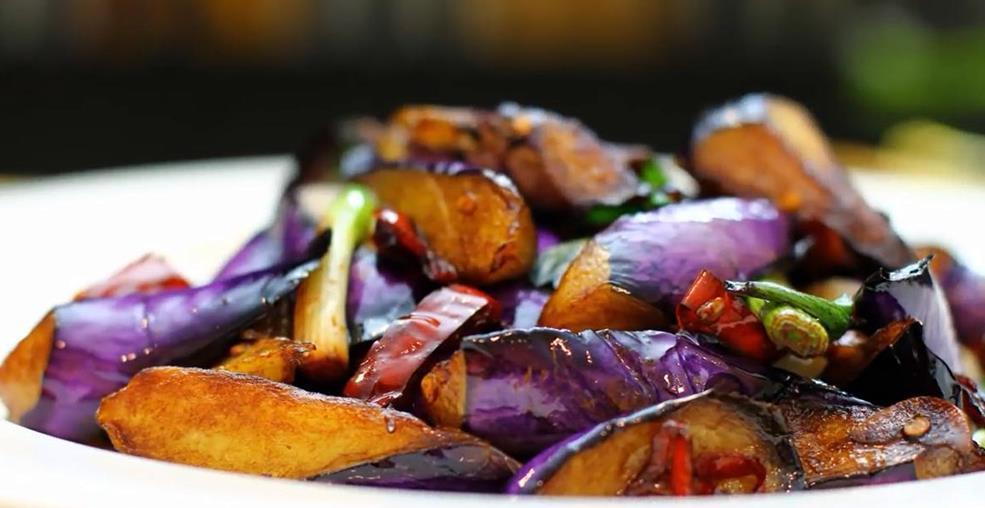 食用盐|夏天要多吃茄子，教你一个新吃法，好吃不腻，一周做6次也不够