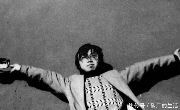 人世|海子为何会选择卧轨?他死后,挚友为他整理完诗稿后也离开人世