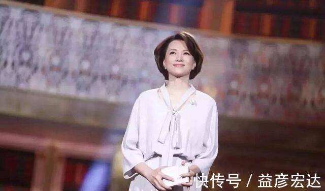 董卿的孤獨(dú)落寞,連撒貝寧都感慨,這次她真的要離開(kāi)央視