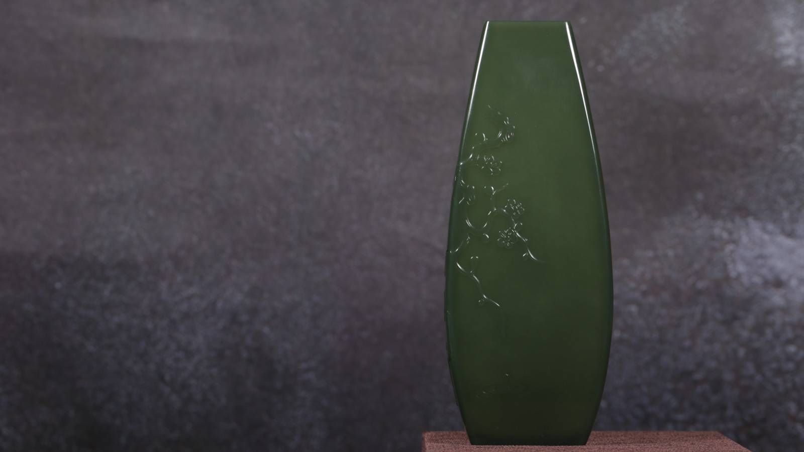 玉石雕刻&器物有灵,匠人初心丨藏玉直播中国玉石雕刻大师范栋强精品拍落锤