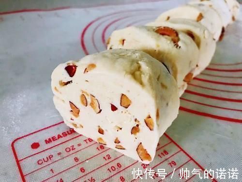 老少皆宜|比油条健康,比面包香甜,早餐吃最好,蒸一蒸就上桌,养胃防贫血