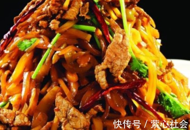 香辣|香辣开胃,色泽好看,五分钟即可做好,孩子多吃免疫力更好哦!