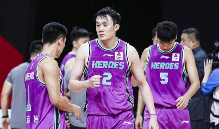 焦海龙|神射手复出,山东男篮冲击前6,徐长锁抓住救命稻草,三外援出战