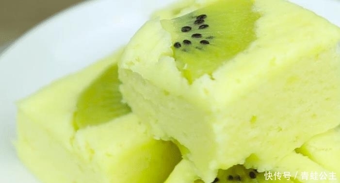 营养|分享一款猕猴桃酸奶蒸糕,甜香营养,好吃美味,不错的居家糕点