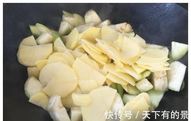 细长条|立冬前后,3样食材一起炒,味道鲜美营养高,家人都爱吃