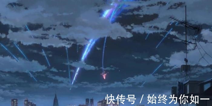 新海诚|实习老师用粉笔还原《你的名字》, 美术生瞬间被征服, 值日生慌了！