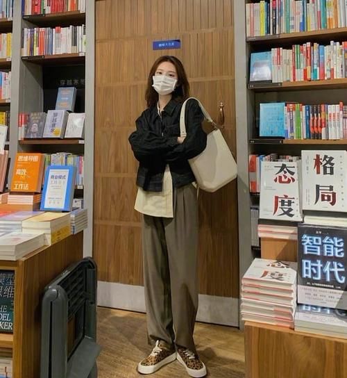 为什么同一件衣服你穿不好看？学习“装饰”手法，变好看不是问题