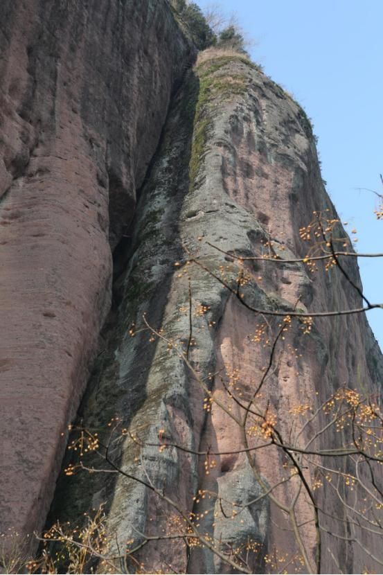 早白垩世|距今为7000万年的丹霞地貌奇观，有着全国独一无二的登山之道