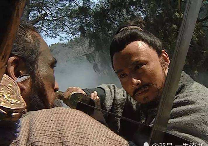 杨志大战林冲,如果王伦不喊停,谁会赢?