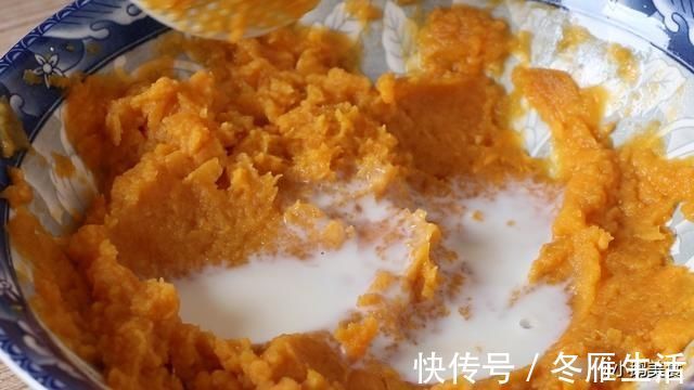 糯米粉|红薯这吃法太香了,老做法教会你,春节家宴做一锅,端上桌就扫光