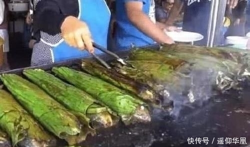 小吃|大叔街边的“万人迷”小吃,15元一条,很多人一次就可以吃3条