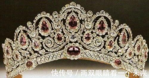 酒红色!欧洲皇室珍藏的惊艳王冠,造型独特有韵味,每一顶都美得令人窒息