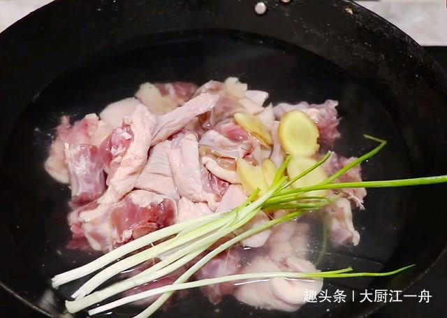 啤酒鸭这样做才好吃,不过油,不过水,出锅时满屋飘香
